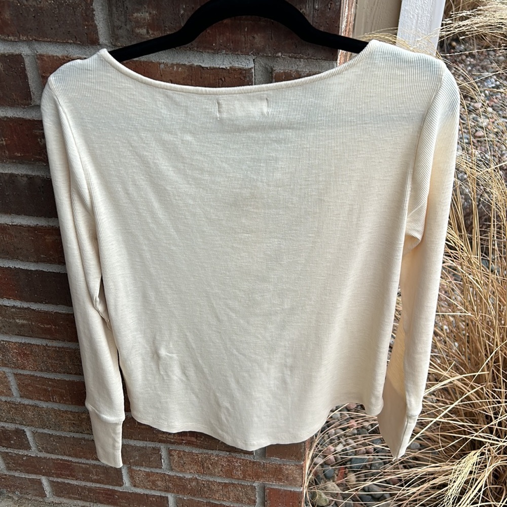 Lucky 🍀 Brand Ladies L Ivory top 1/4 button down & lace detail - Picture 9 of 10